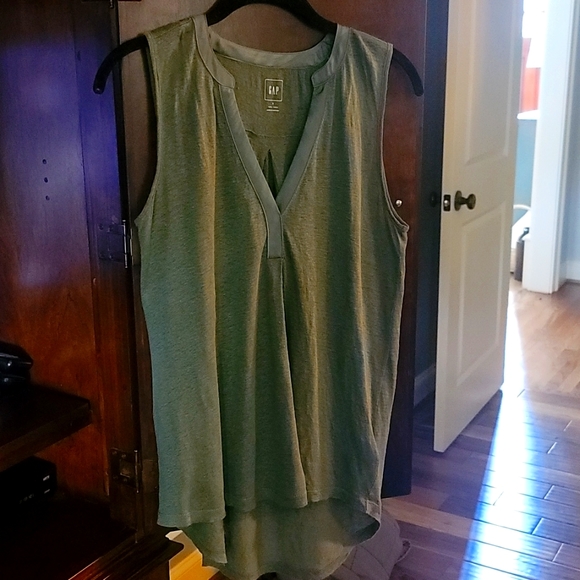 GAP Tops - Gap Tank